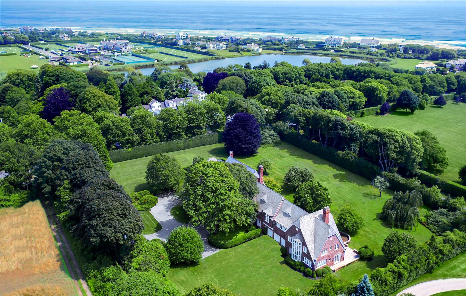 199 Coopers Neck Lane Southampton Main