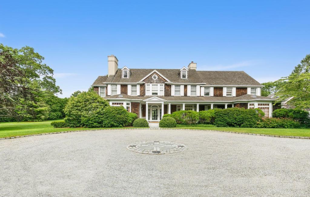 223 Halsey Neck Lane Southampton Main