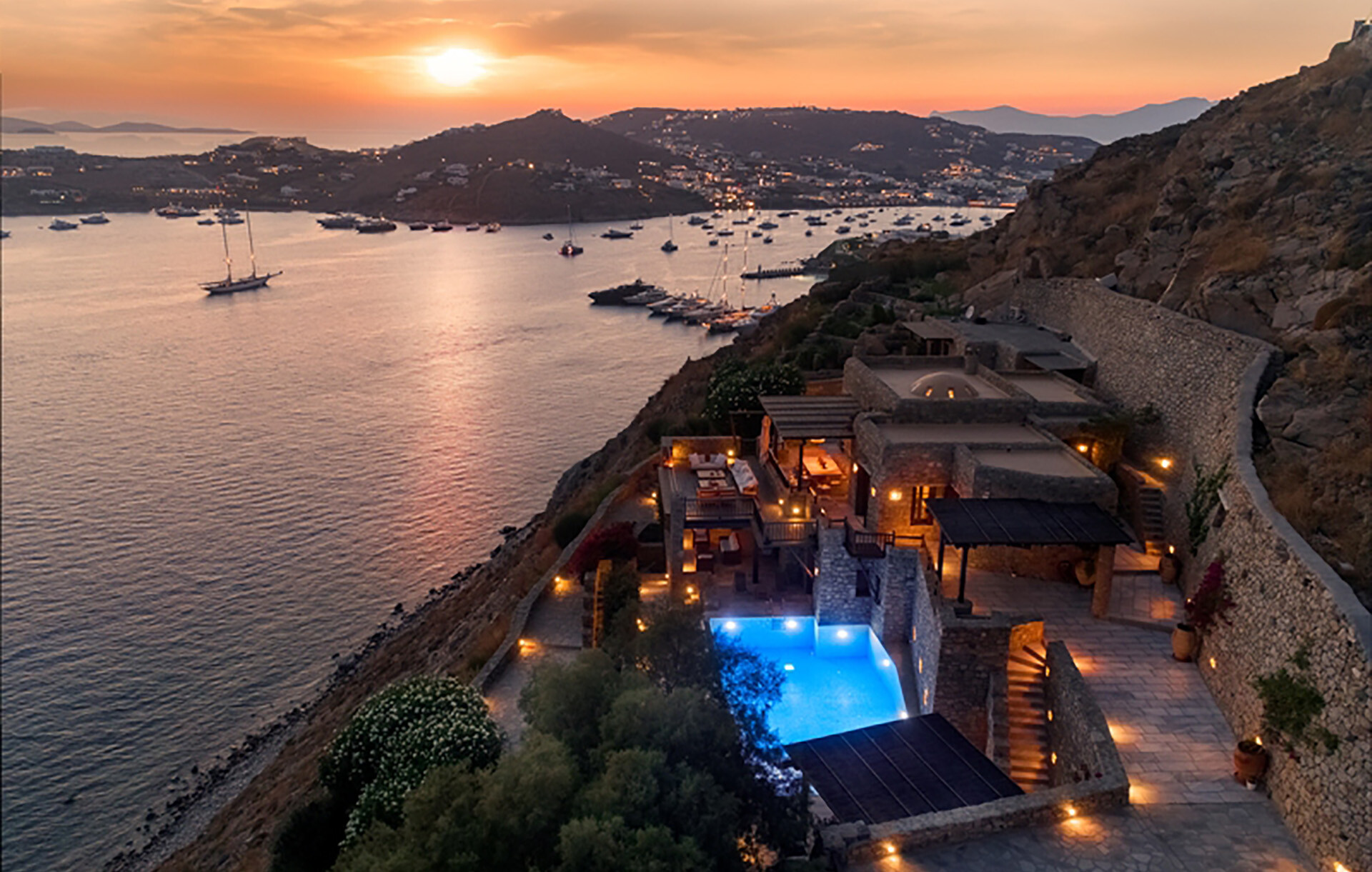 Stargazer, Mykonos Main